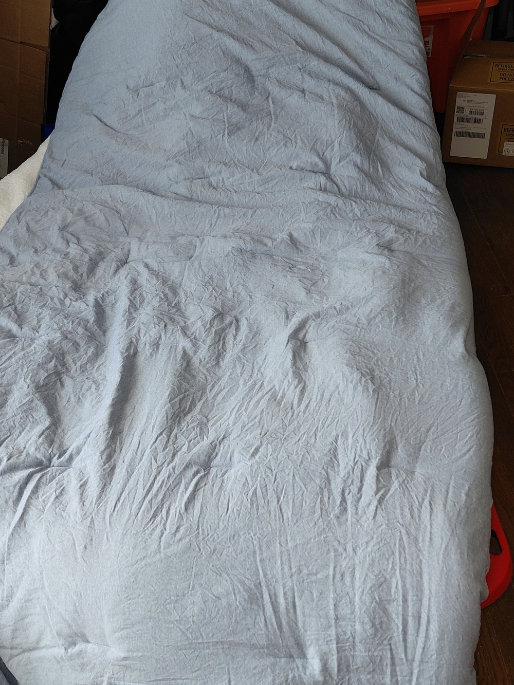 UGG Light Blue Comforter With 2 Pillow Shams